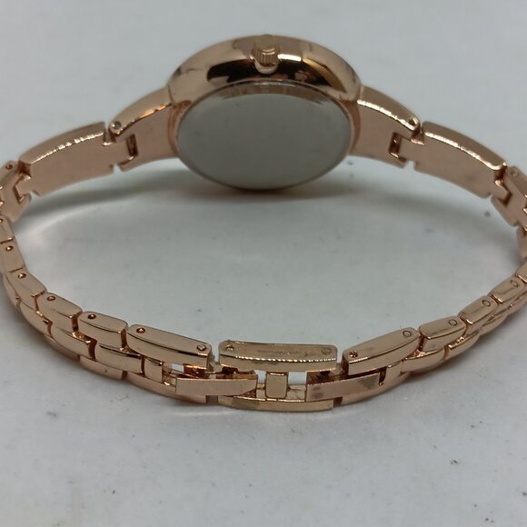 Catherine Malandrino CMO5178 Women's 34mm Rose Tone Watch + Jewelry Sample Set - Picture 6 of 11